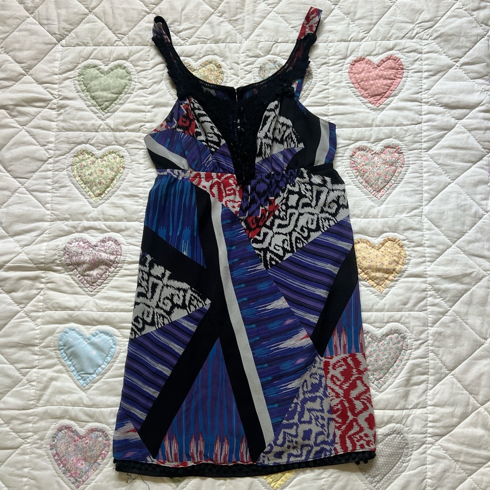 Guess Jeans women’s Y2K 2000’s blue multi-colored pattern mini silk dress size 3